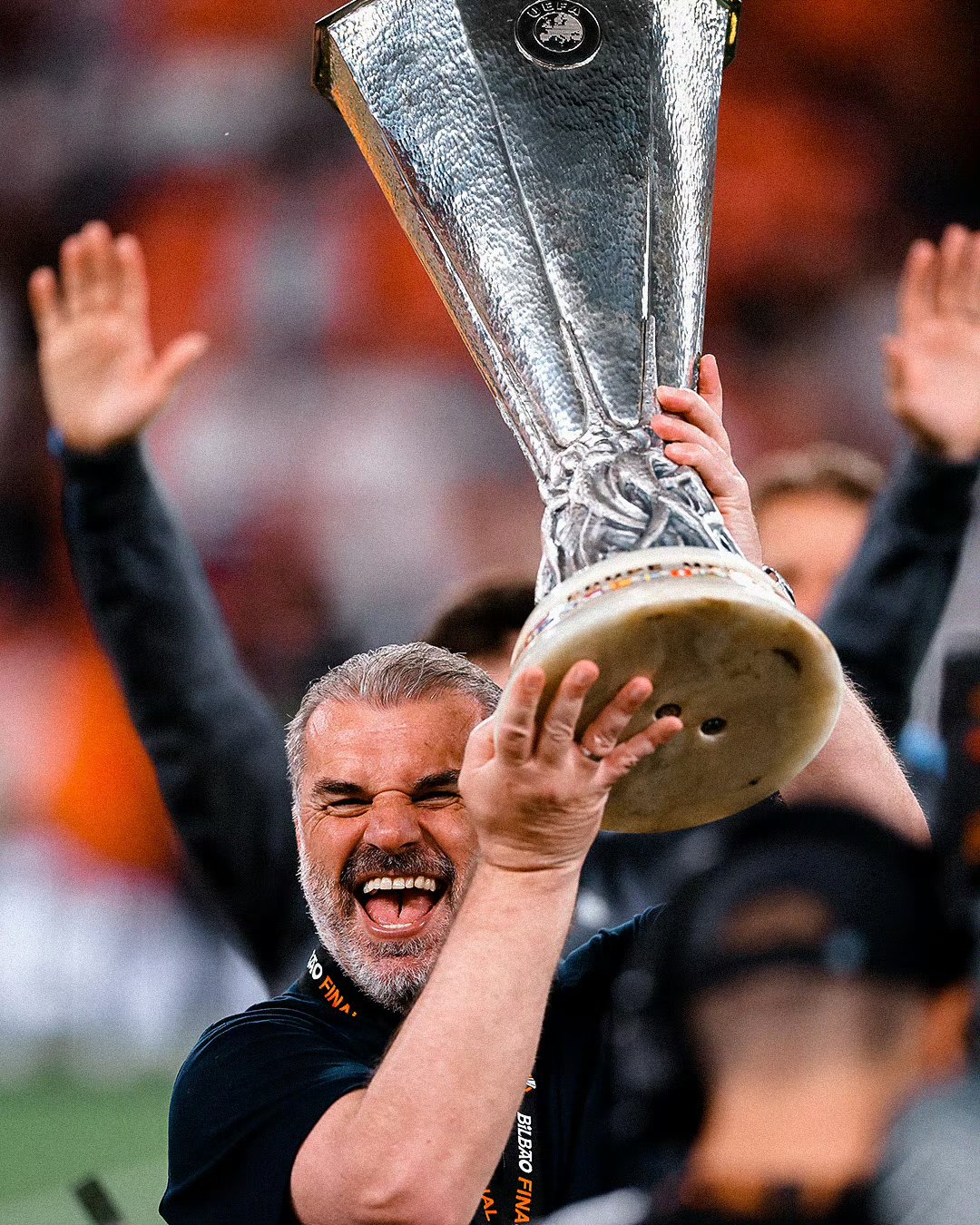 开云官方app下载 -包含法兰克福赛后造点机会，志在足总杯名次提升，球迷炸锅，赛季目标并未改变的词条